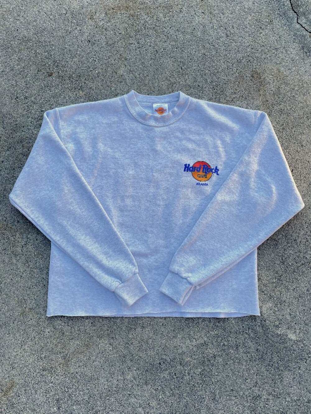 Vintage 90s Hard Rock Cafe Atlanta All Is One Cropped Crewneck Sweatshirt L USA